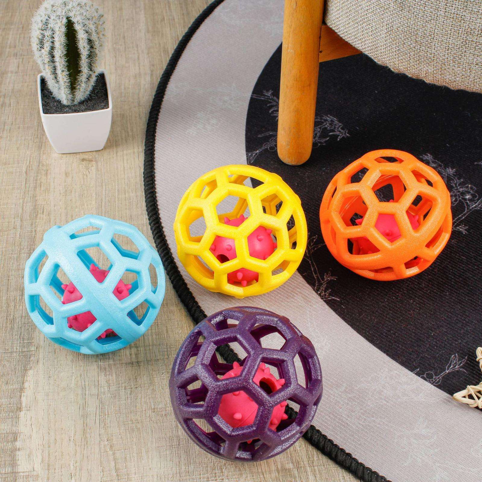犬 おもちゃ ボール | 穴あきバランスボール ペット玩具