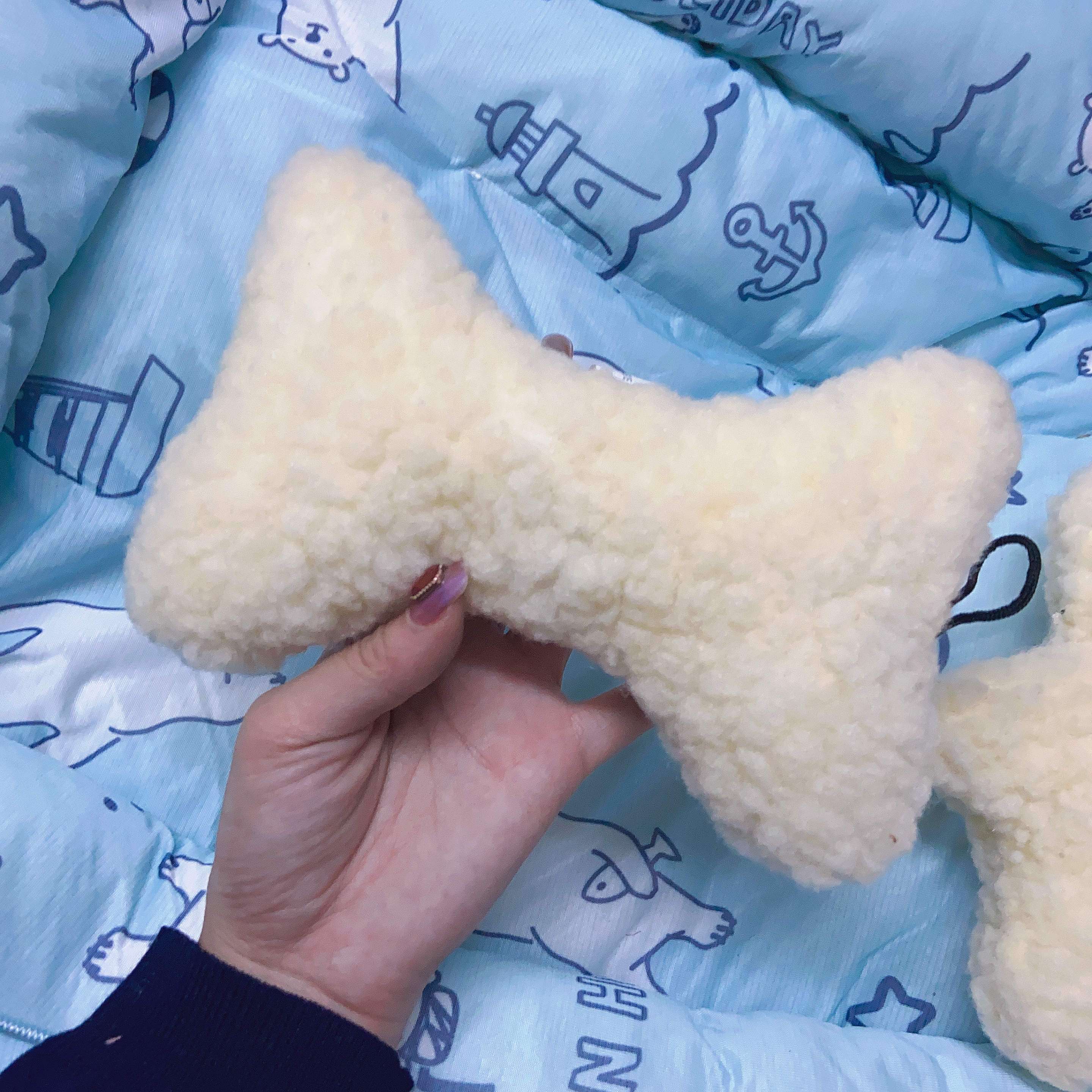 犬 おもちゃ ぬいぐるみ | もこもこ骨型ぬいぐるみ